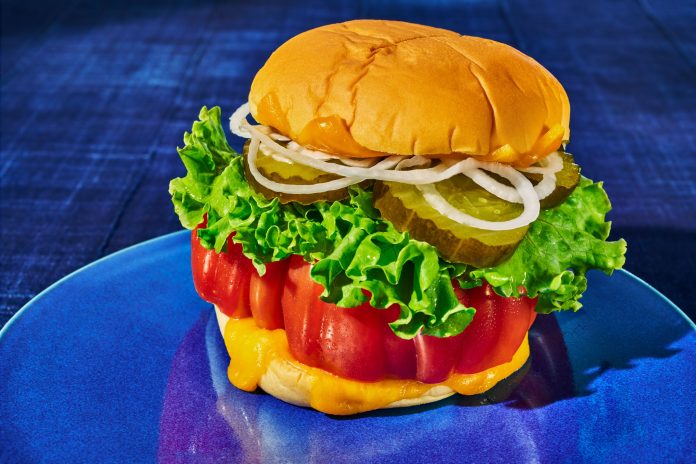 The Easiest Veggie Burger Is a Juicy Slice of Tomato