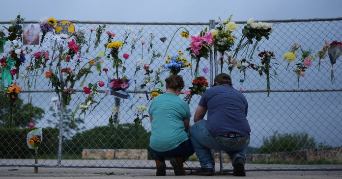 New Texas flood threat halts search for victims of deadly July 4 flooding