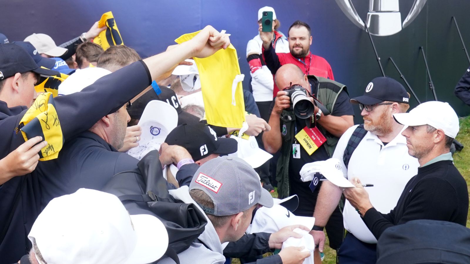 the-open-notebook-rory-mcilroys-major-prep-jon-rahms-photobombing-shane-lowrys-return-and-687a4c78d7598.jpg The Open notebook: Rory McIlroy’s major prep, Jon Rahm’s photobombing, Shane Lowry’s return and more stories from Royal Portrush