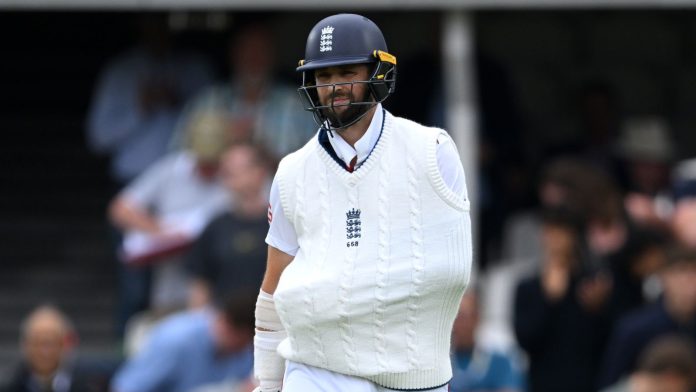 Chris Woakes hailed after one-armed stand of defiance nearly inspires England to victory over India