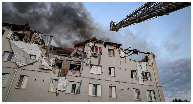 Russian Attacks Kill 14 In Ukraine Ahead Of Trump-Zelensky Talks