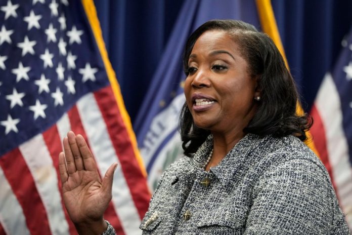 Judge Blocks Trump’s Firing of Lisa Cook From the Federal Reserve Board