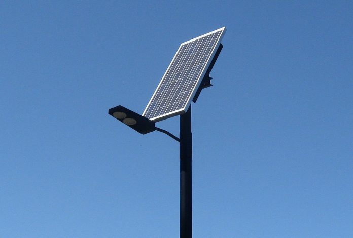 US authorities warn of hidden radios in PV-powered highway infrastructure