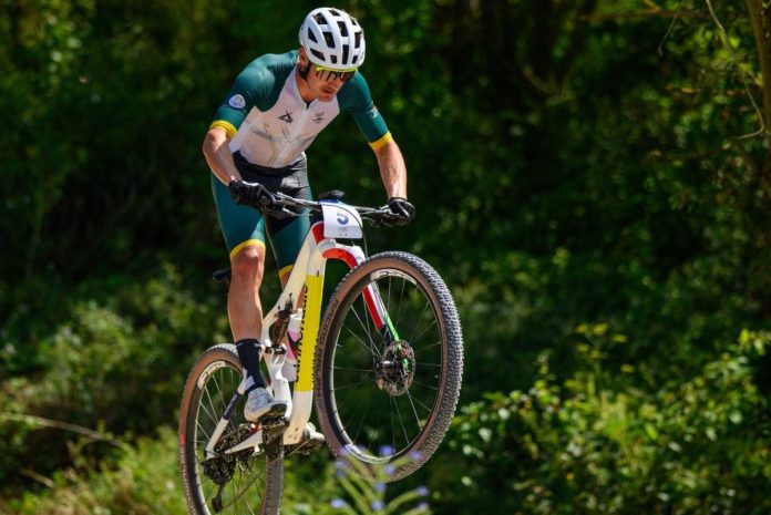 PROUDLY SA | Alan Hatherly defends MTB world title