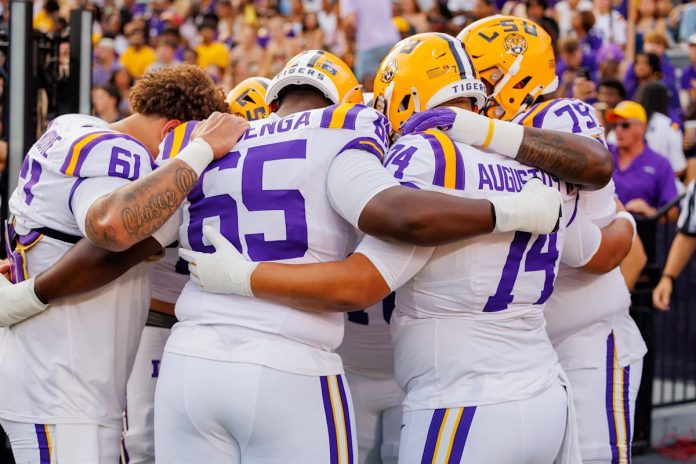 Brian Kelly gives injury update on starting LSU football lineman