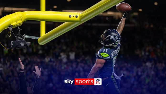 Texans @ Seahawks: Smith-Njigba dunks on crossbar after TD