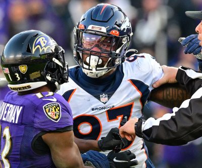 Ravens trade for Titans edge rusher Dre’Mont Jones