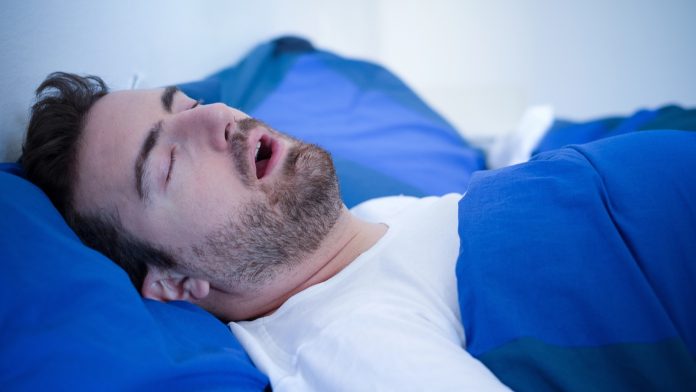 4 common sleep myths, debunked