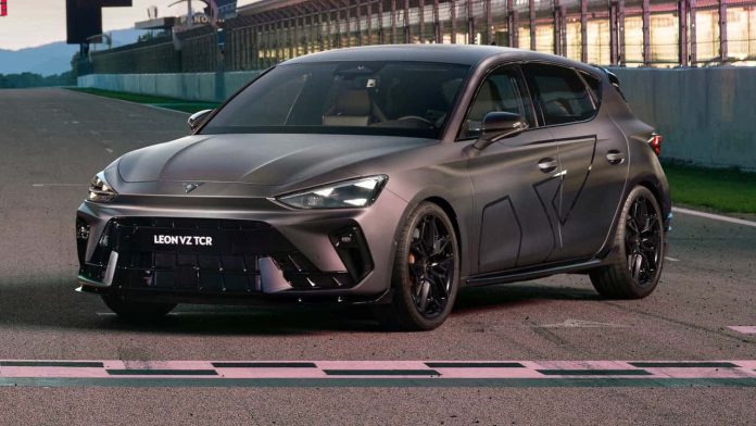 Cupra’s New 321 HP Hot Hatch Is Another Forbidden Fruit