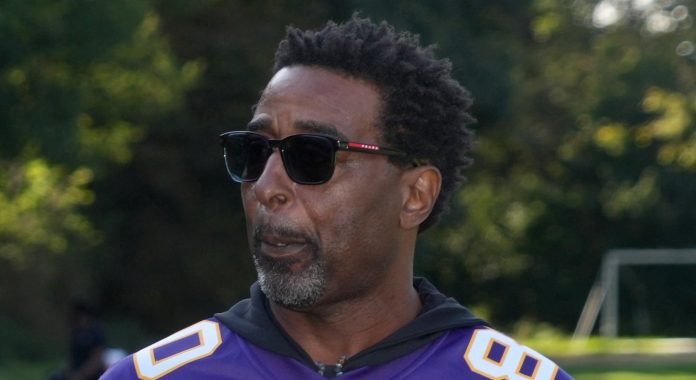 Cris Carter Blasts Vikings QB
