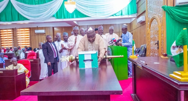 Gov Idris Presents ₦642bn ‘Budget Of Transformation’ To Kebbi Assembly