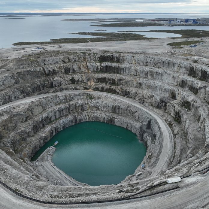 Canada’s Northwest Territories Diamond Mines Are Closing