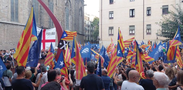 Why the rise of a new far-right party in Catalonia spells danger for the Spanish government