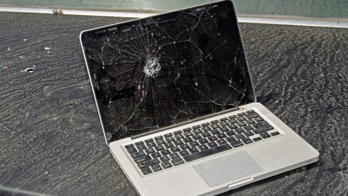 The Average Lifespan Of A MacBook Pro (& How To Make It Last Longer)