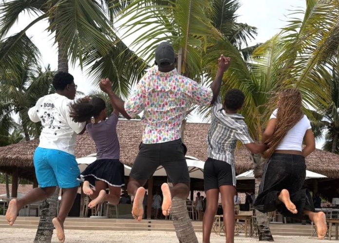 Christmas in Seychelles: Siya Kolisi shares look inside trip