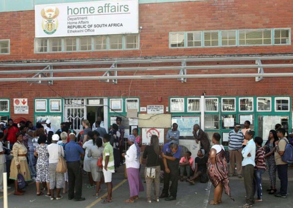 home-affairs-extends-operating-hours-for-smart-id-card-services.jpg Home Affairs extends operating hours for Smart ID card services