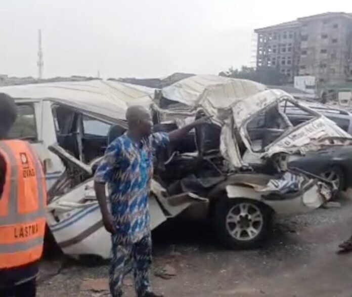 Two killed, several injured in multi-vehicle crash on Kara Bridge