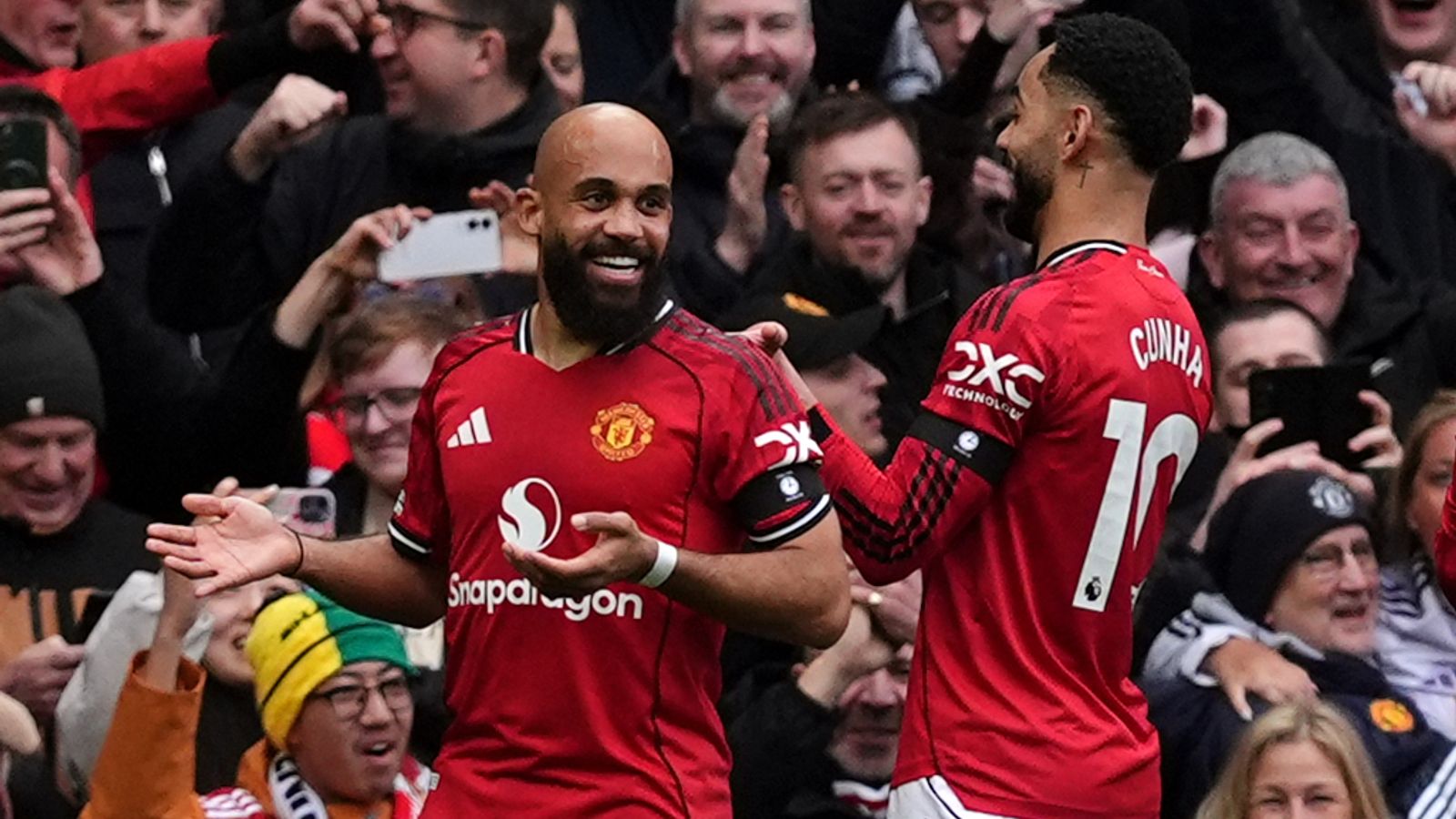 man-utd-beat-spurs-as-romero-sees-red-and-pressure-mounts-on-frank.jpg Man Utd beat Spurs as Romero sees red and pressure mounts on Frank