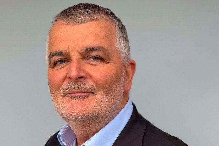 Knights Brown appoints water director