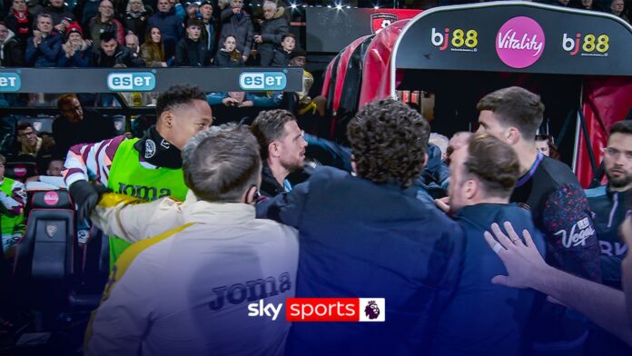 Brentford ‘s Jordan Henderson takes offence with Bournemouth bench after 0-0 draw | Football News | Sky Sports