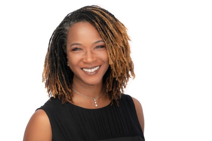 Ask Margar-Etiquette about Professionalism in Business