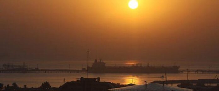 Trump Bombs Iran’s Kharg Island and Threatens to Hit Oil Exports