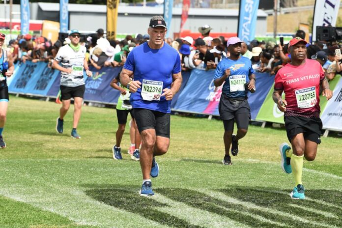 Springbok props swap scrums for Two Oceans Marathon