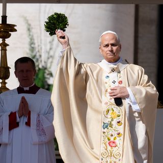 pope-calls-for-peace-trump-vows-hell-for-iran-on-easter.jpeg Pope calls for peace, Trump vows hell for Iran on Easter