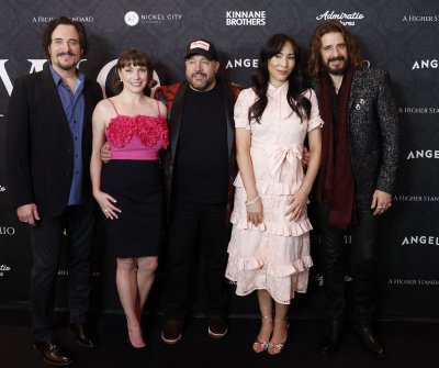 ‘SOA’ icon Kim Coates: We need feel-good rom-coms like ‘Solo Mio’